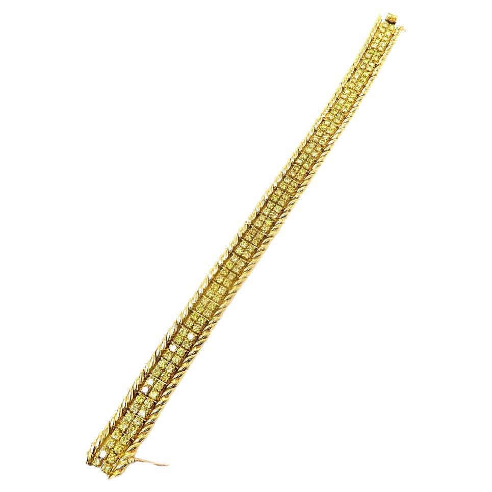Contemporary Verdura Fancy Yellow Double Row 18k Yellow Gold Bracelet For Sale