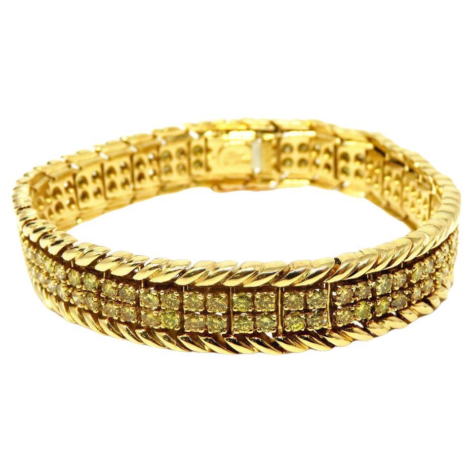 Verdura Fancy Yellow Double Row 18k Yellow Gold Bracelet For Sale
