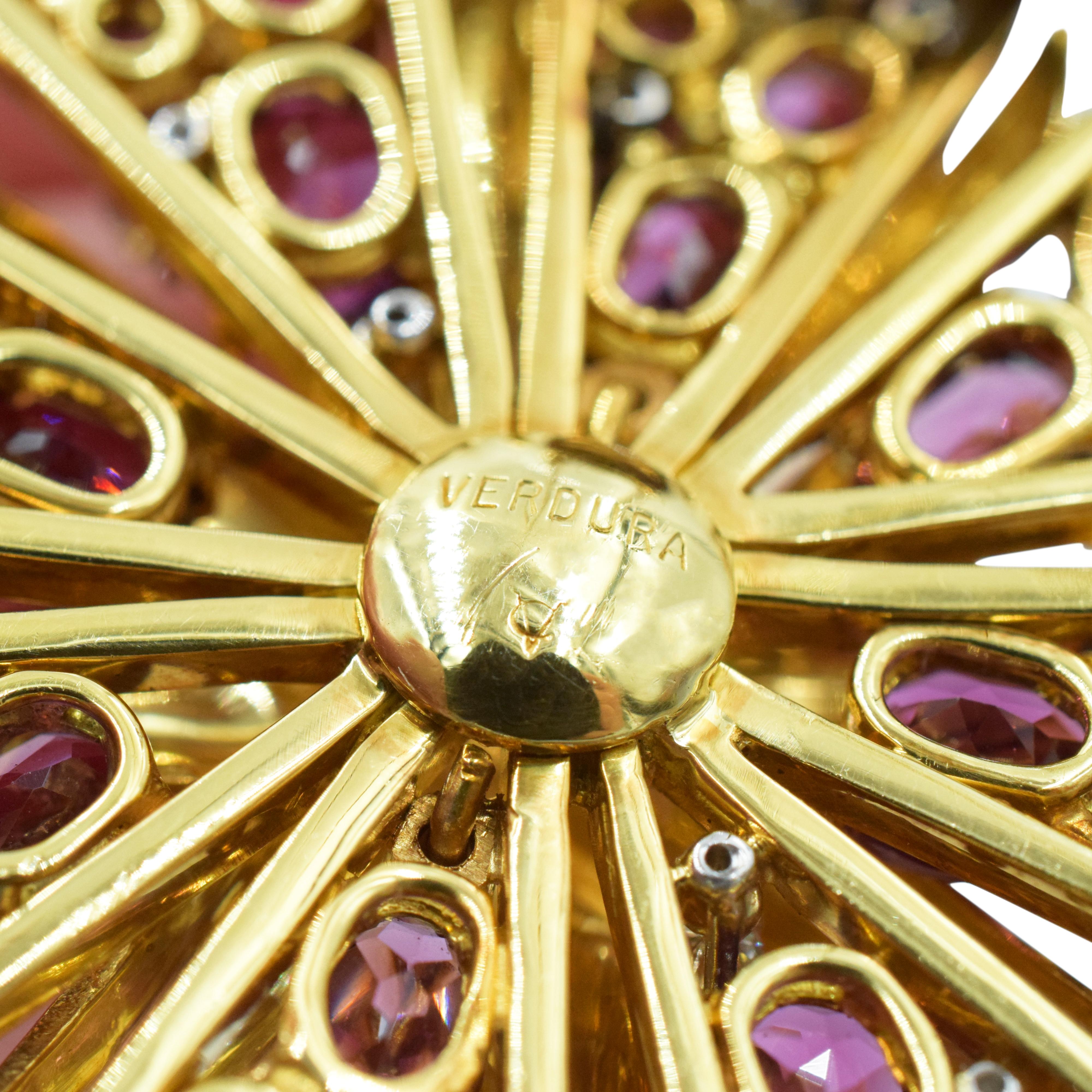 Broche « Croix de Malte » de Verdura en grenat et diamants en vente 1
