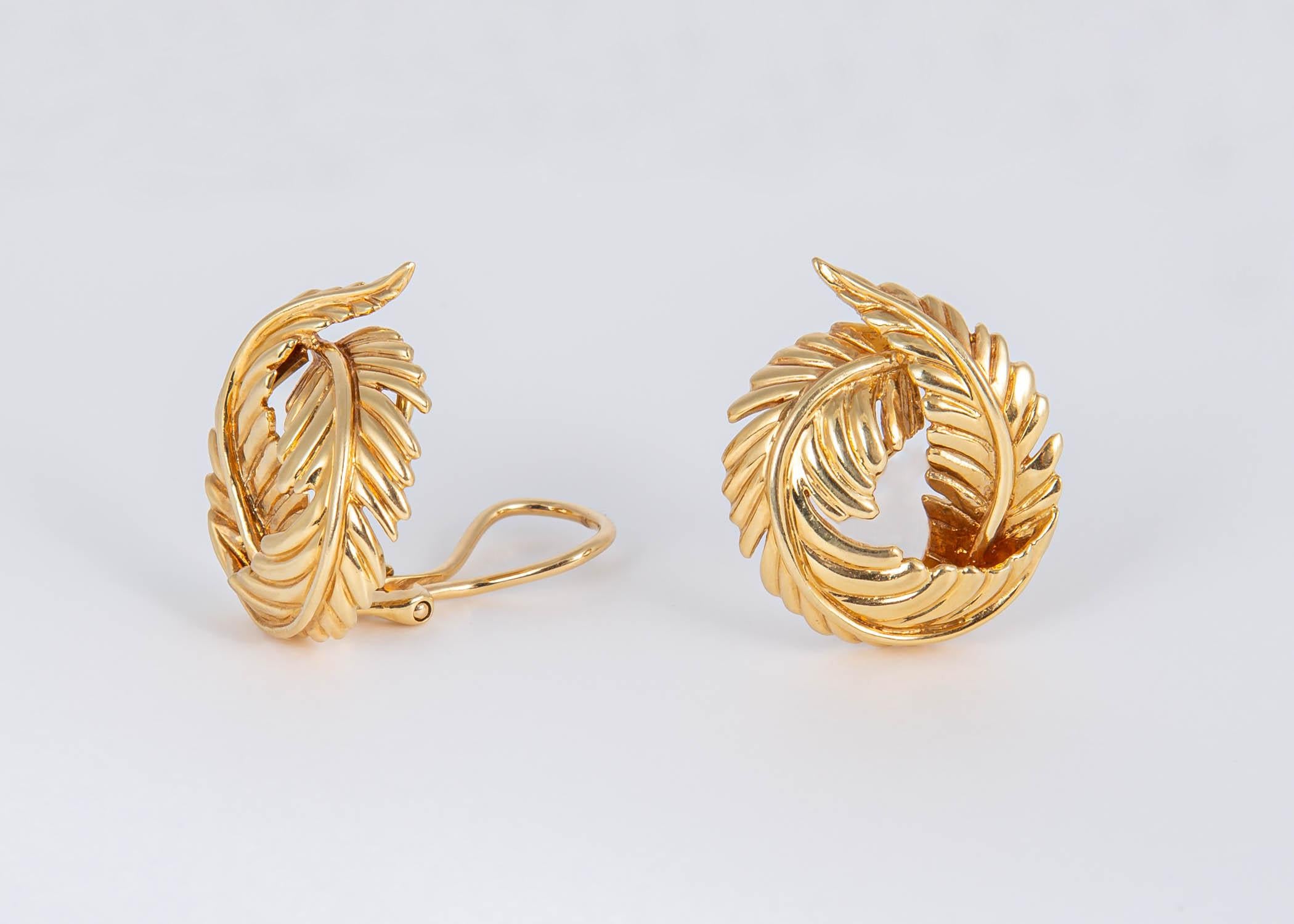 Contemporary Verdura Gold Feather Earrings