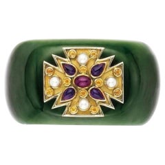 VERDURA Brazalete "Maltés" de jade verde y gemas engastadas