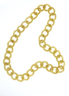 Verdura Long Gold Woven Link Necklace: A Masterpiece of Craftsmanship