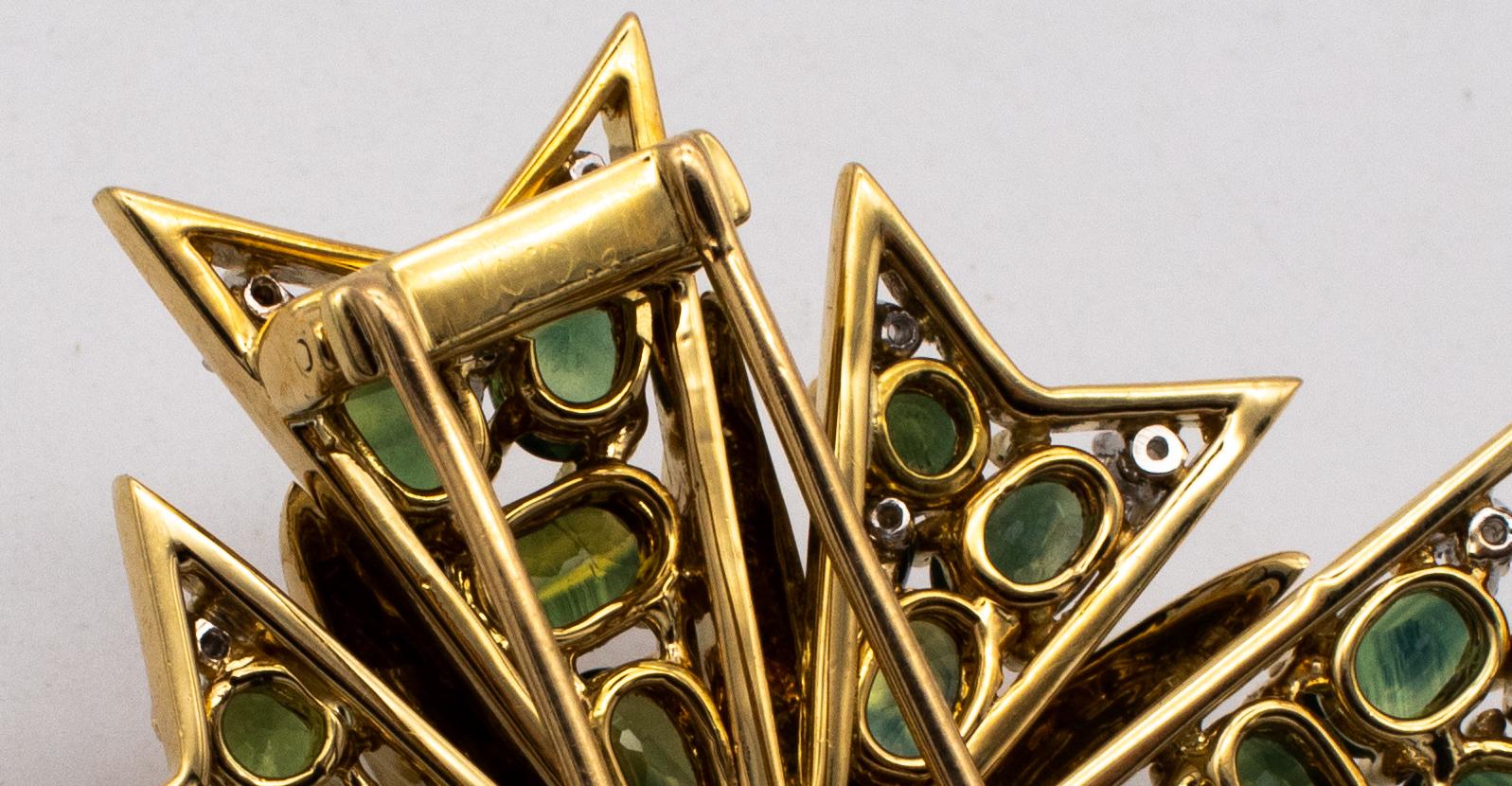 Moderniste Verdura Broche maltaise en or 18 carats avec 31,1 carats de diamants et tourmaline en vente