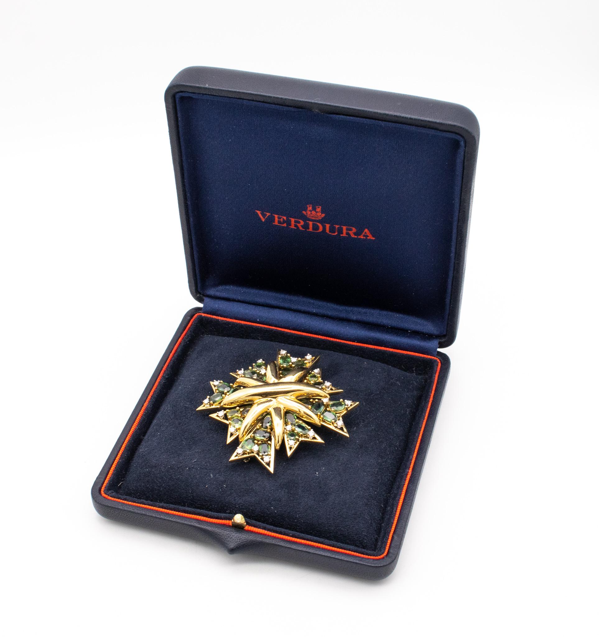 Verdura Maltese Brooch Pendant 18Kt Gold With 31.1 Ctw In Diamonds & Tourmaline For Sale 2