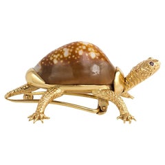 Verdura Midcentury Gold and Shell Turtle Clip Brooch