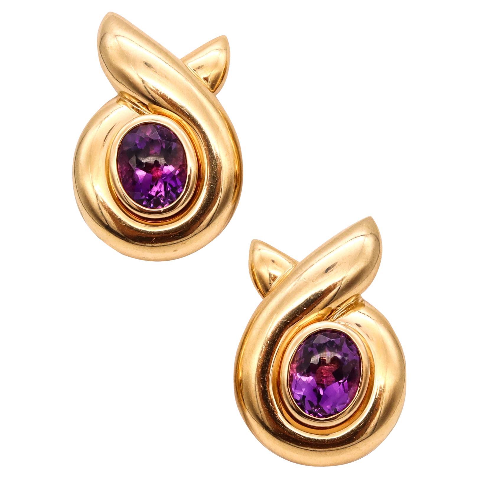 Verdura Milan 18Kt Yellow Gold Earrings with 11.8 Cts of Vivid Purple Amethyst For Sale