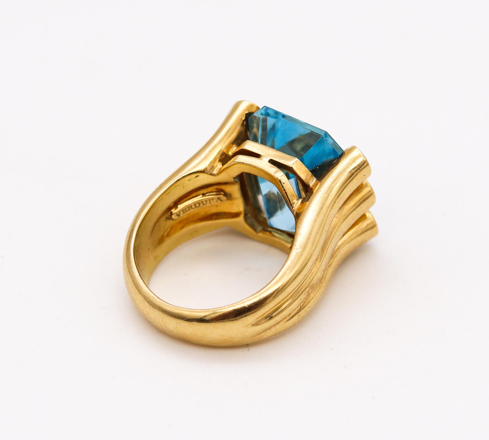 Mixed Cut Verdura Milan Cocktail Ring in 18kt Gold with 12.31 Cts in Aquamarine & Diamonds