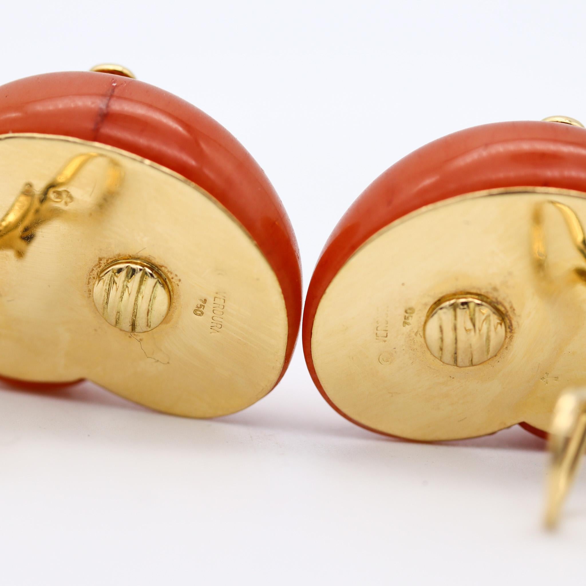 Modernist Verdura Milan Dots Clip Earrings 18Kt Yellow Gold With Carved Translucent Agate For Sale