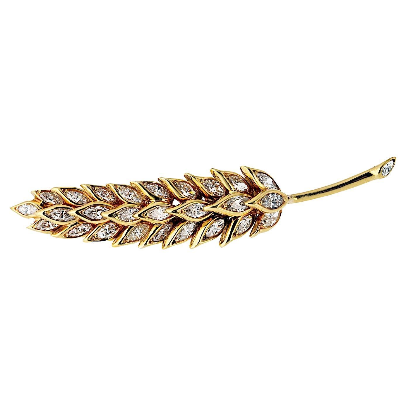 Verdura Petite Diamond 2.25cttw Leaf Brooch