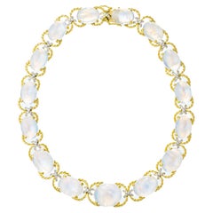 Verdura - Collier de galets en pierre de lune arc-en-ciel et diamant