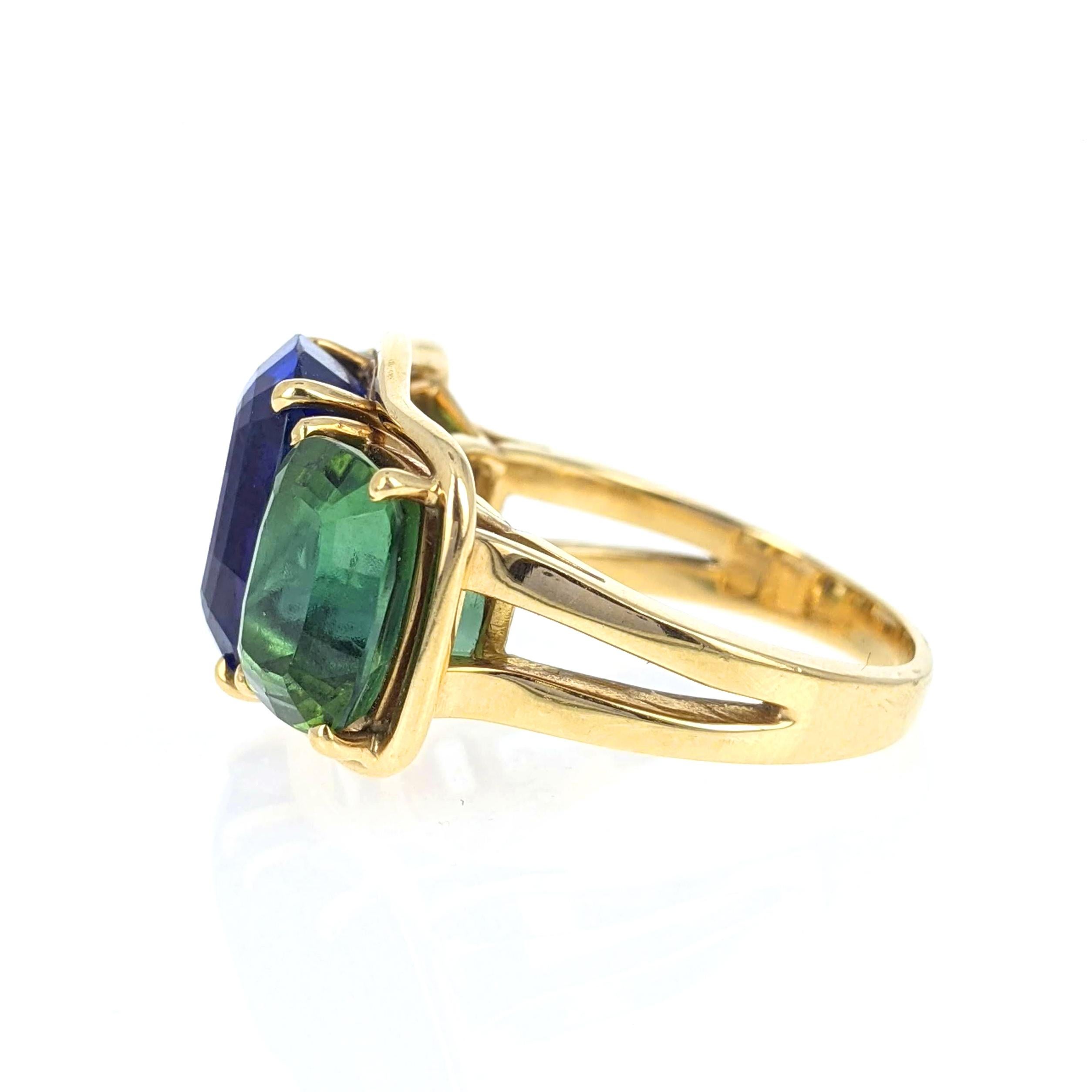 Women's or Men's Verdura Tanzanite Tourmaline Yellow Gold Three-Stone Ring For Sale