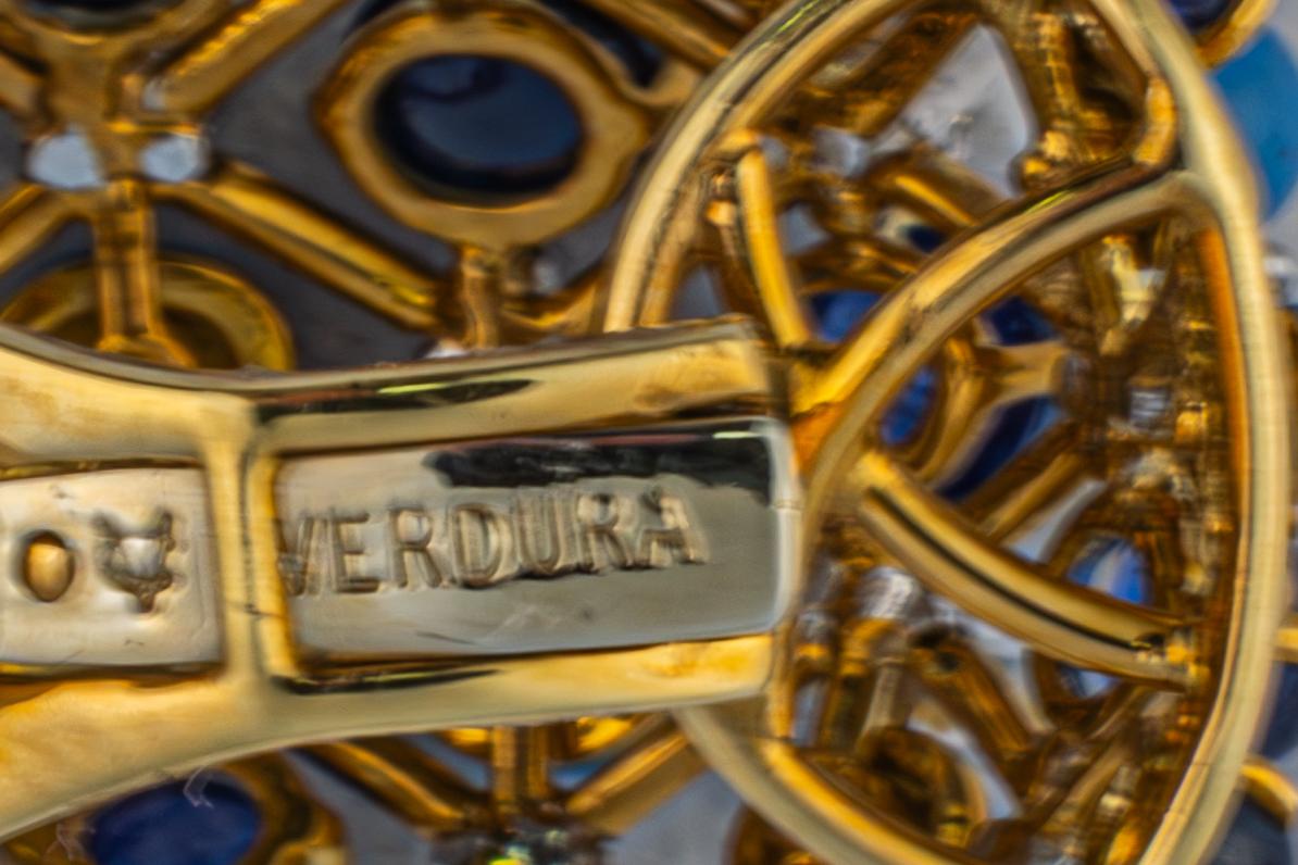 Orecchini a cerchio in verdura, zaffiro cabochon e diamante In condizioni ottime in vendita a New York, NY