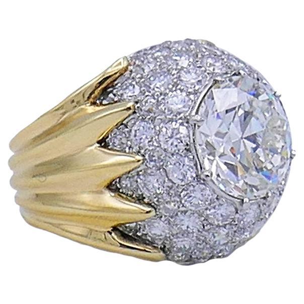 Verdura Vintage Ring 18k Gold Diamond 5.01-Carat J SI2 GIA For Sale