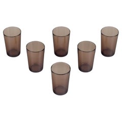 Vereco, Francia. Juego de seis vasos de vidrio artístico ahumado. 1970s.