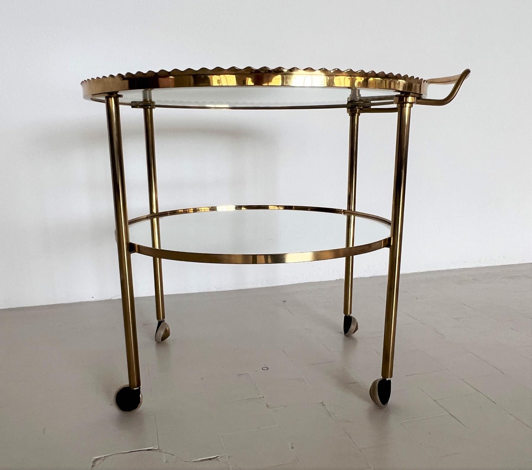 Vereinigte Werkstätten Wagen oder Barwagen aus Messing und Glas, 1970er Jahre im Angebot 1