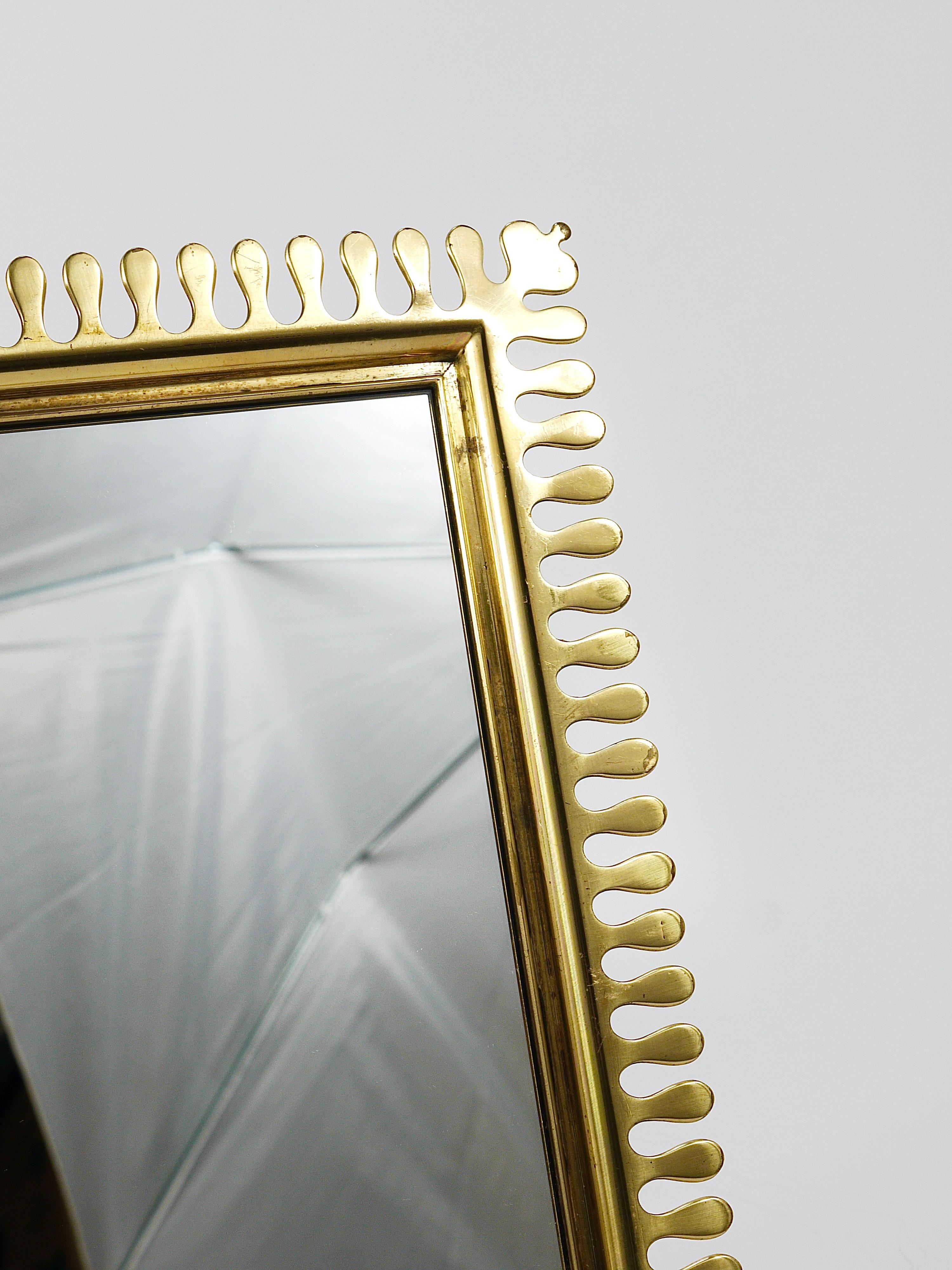 Vereinigte Werkstätten Mid-Century Brass Vanity Table Wall Mirror, Germany, 1970 5