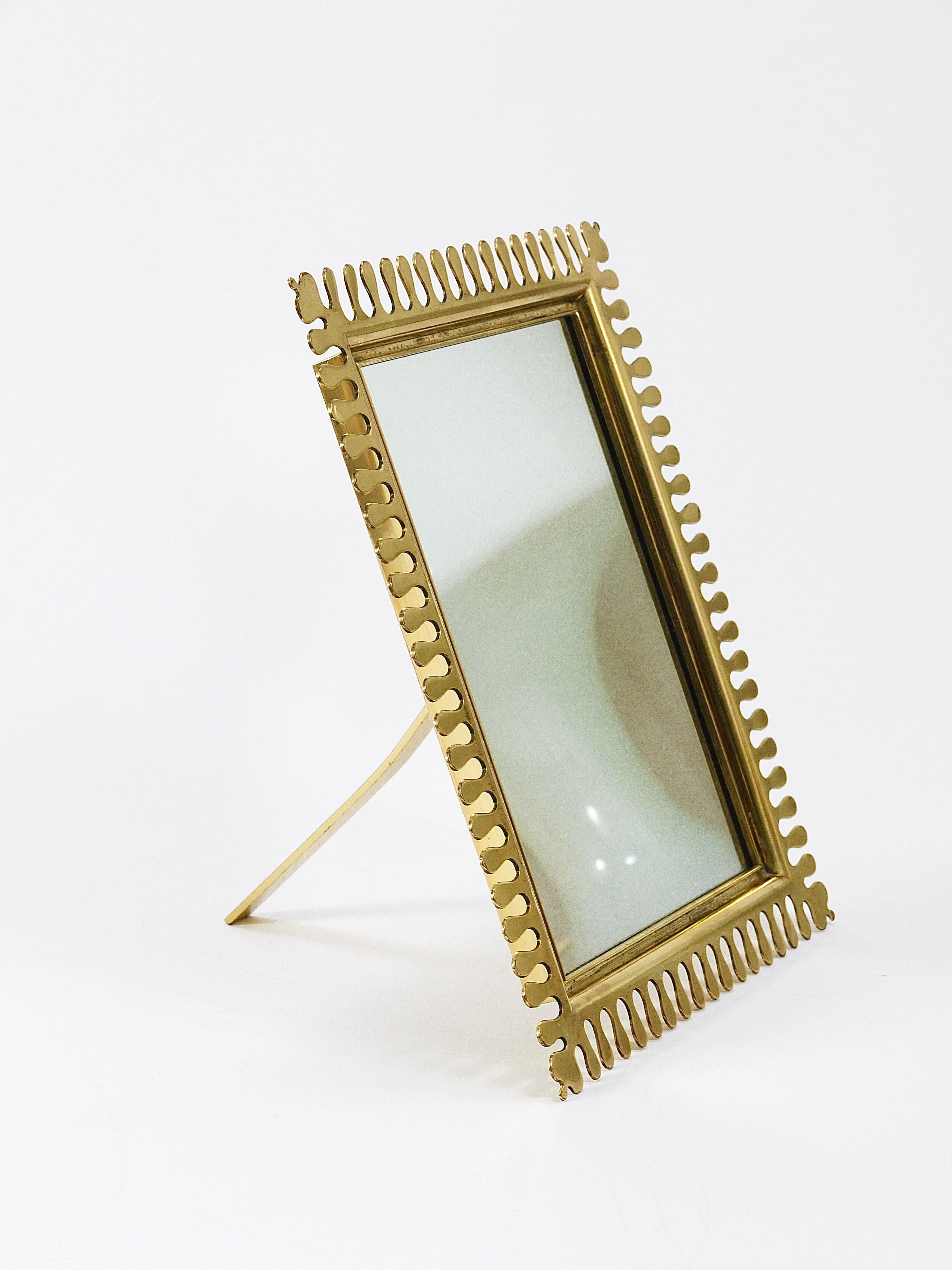 Vereinigte Werkstätten Mid-Century Brass Vanity Table Wall Mirror, Germany, 1970 6