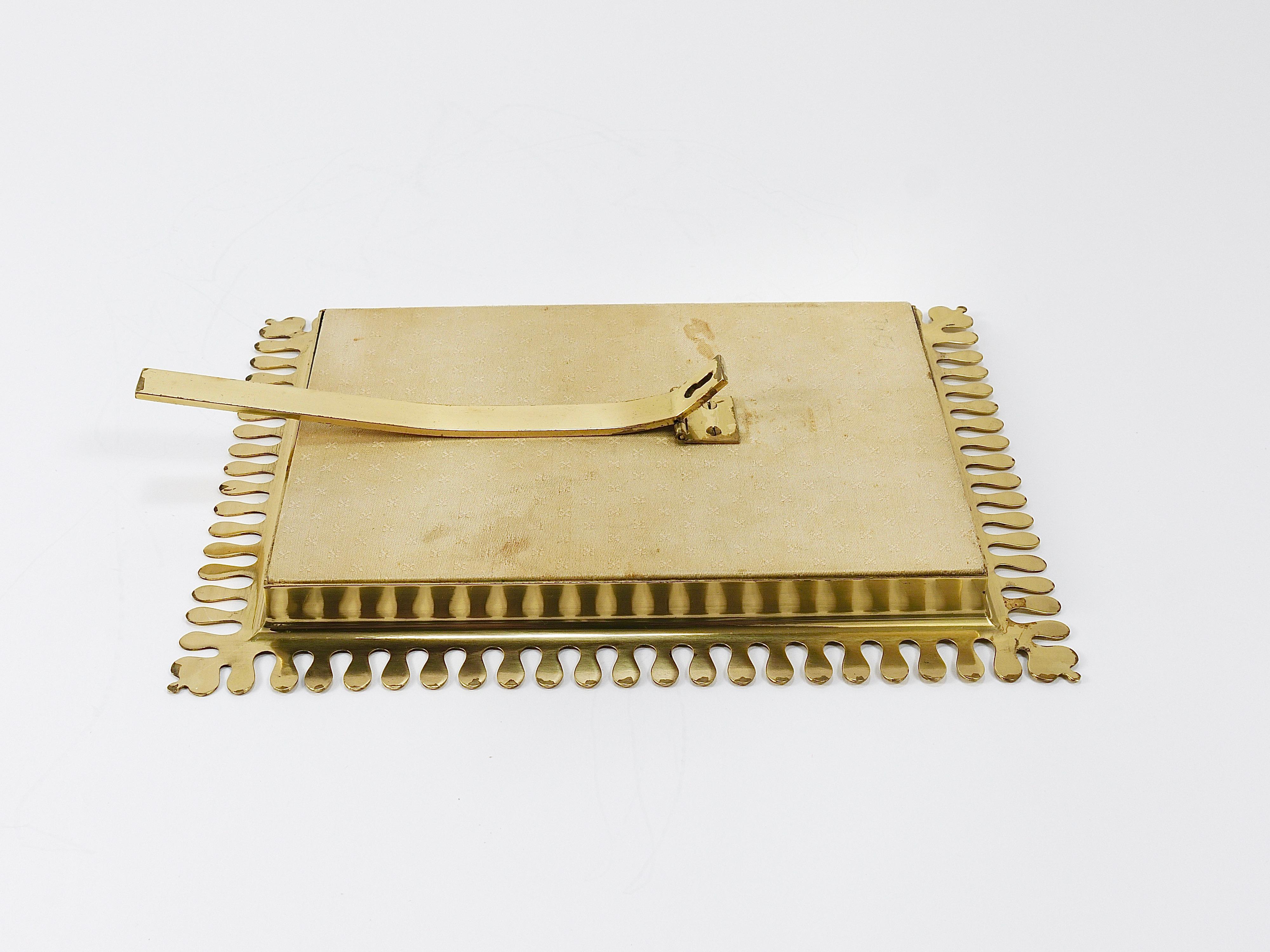 Vereinigte Werkstätten Mid-Century Brass Vanity Table Wall Mirror, Germany, 1970 15