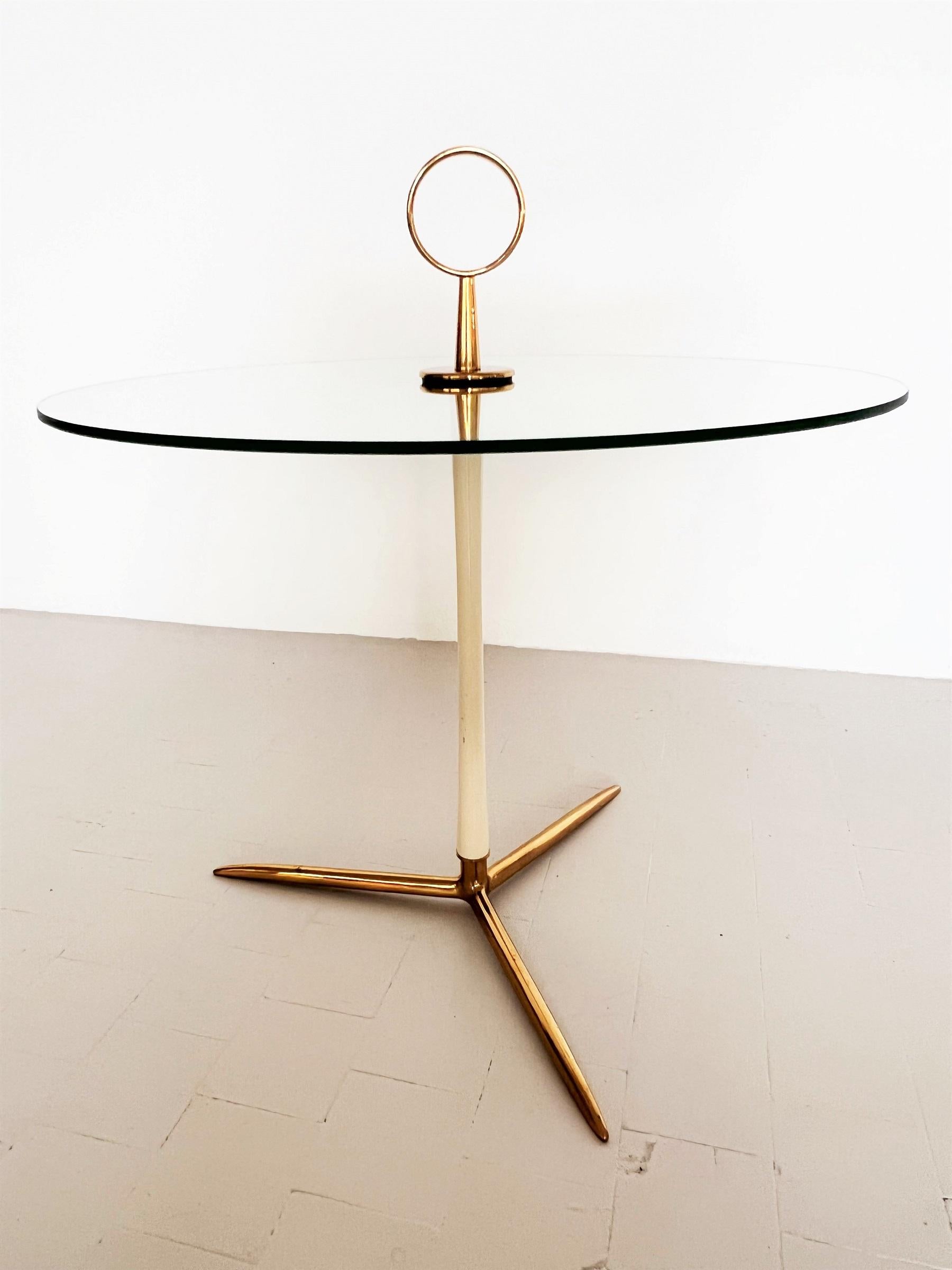 German Midcentury Side Table in Brass and Glass by Vereinigte Werkstätten, 1970s For Sale 6