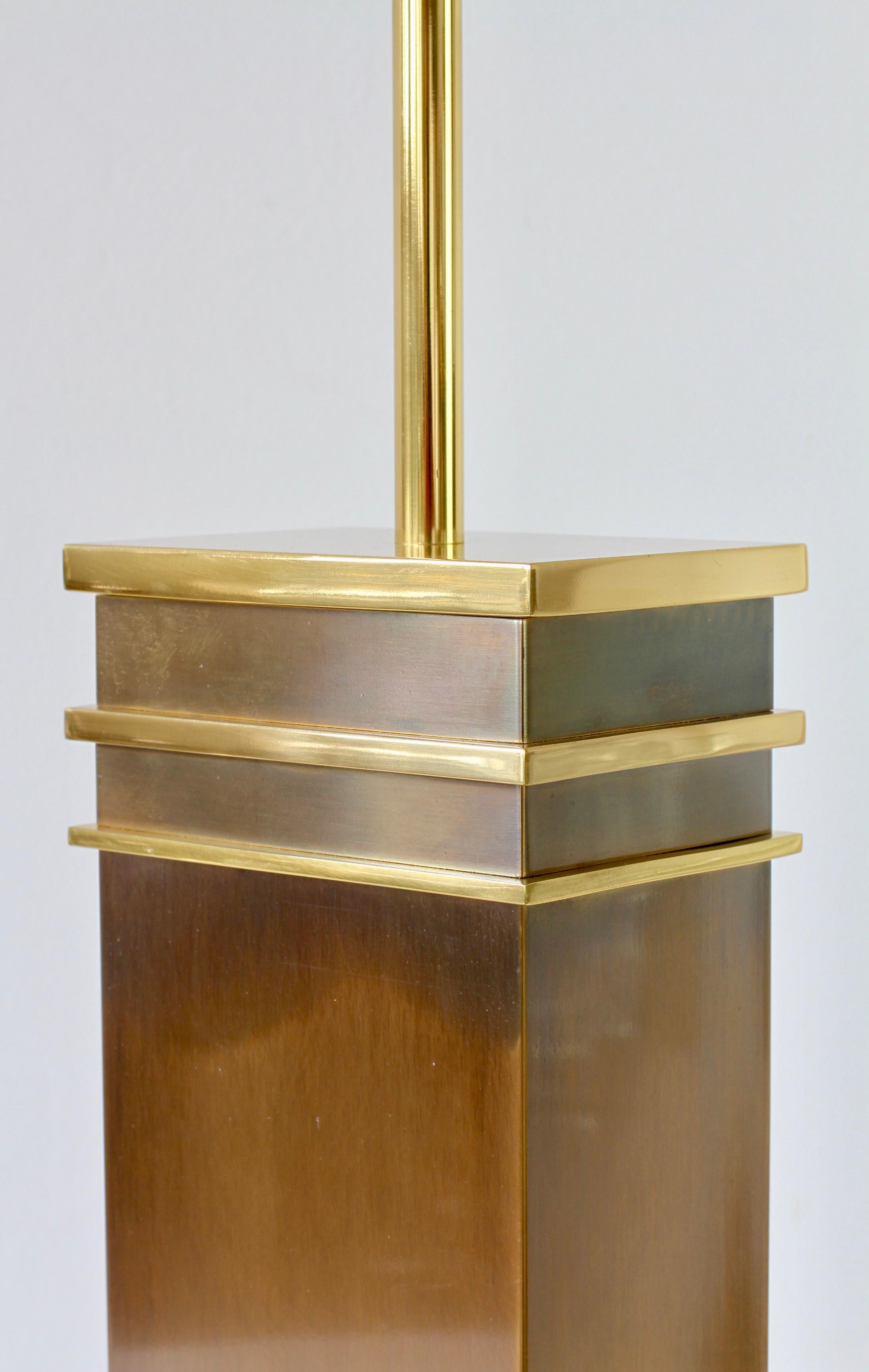 Vereinigte Werkstätten Patinated Bronze and Brass Maison Jansen Style Table Lamp For Sale 11