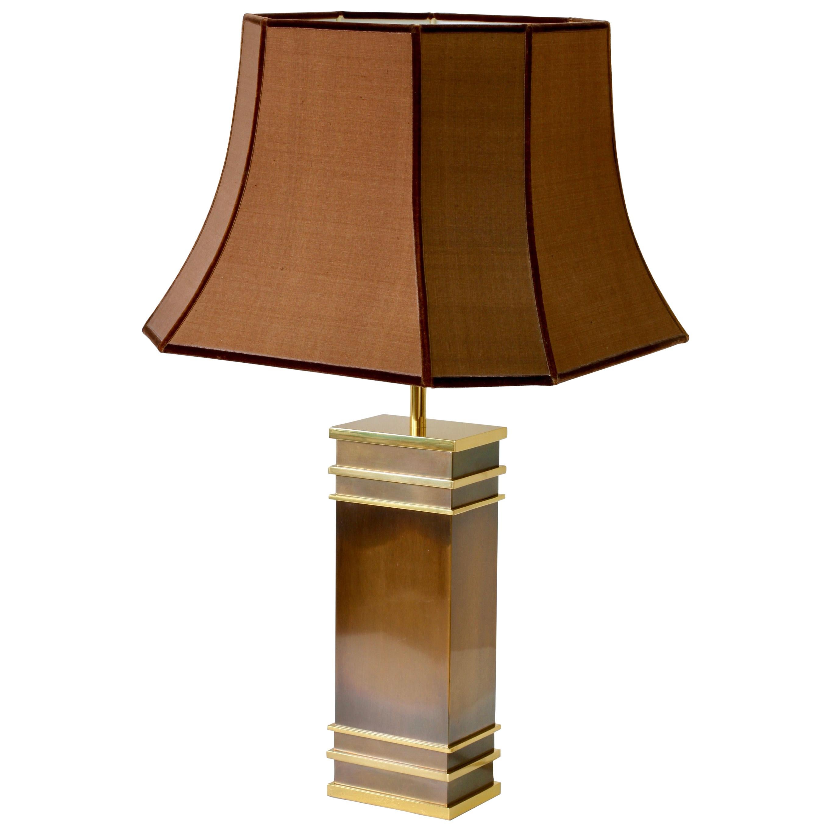 Vereinigte Werkstätten Patinated Bronze and Brass Maison Jansen Style Table Lamp For Sale
