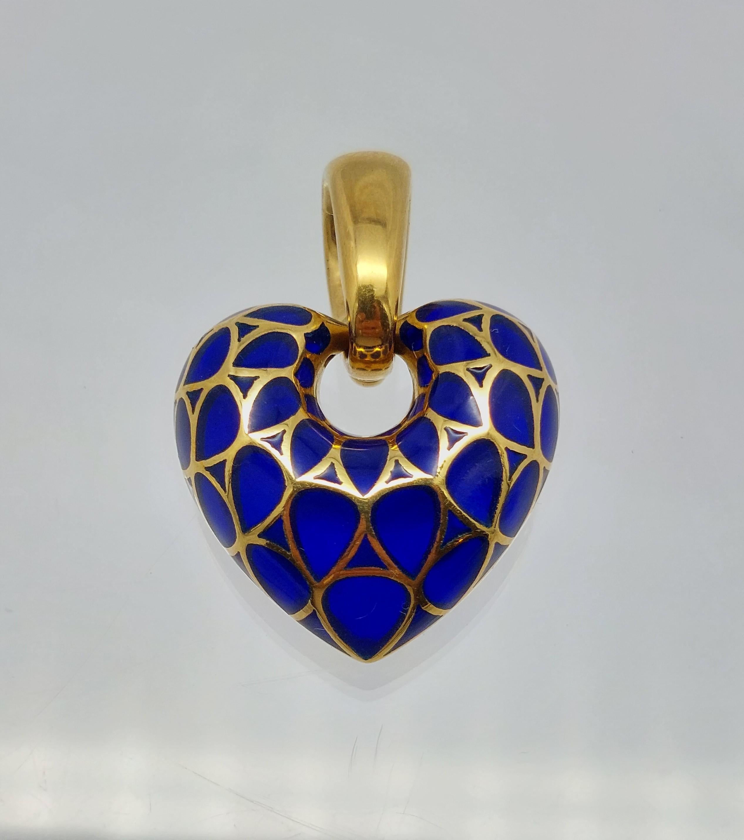 Vergano Corp Collier coeur en émail et diamants 18KT en vente 2
