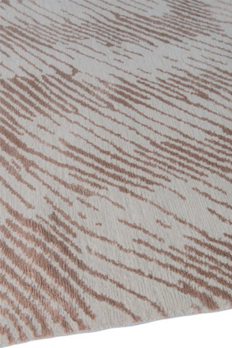Im Angebot: Verge Verge-Teppich aus handgeknüpfter Wolle und Seide von Kelly Wearstler, Pink (Clay) 3