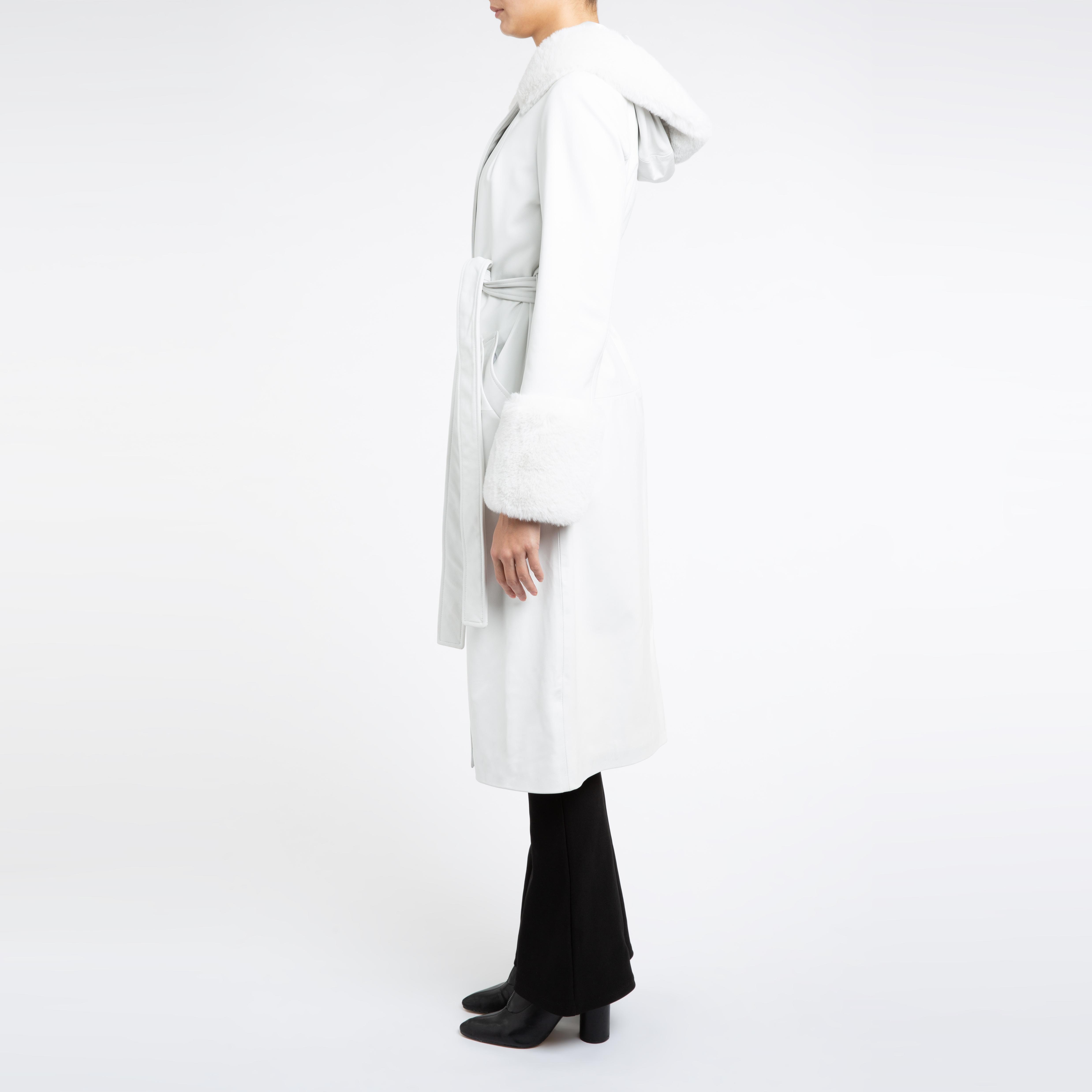 Verheyen Aurora Hooded Leather Trench Coat in White with Faux Fur - Size uk 10 For Sale 2