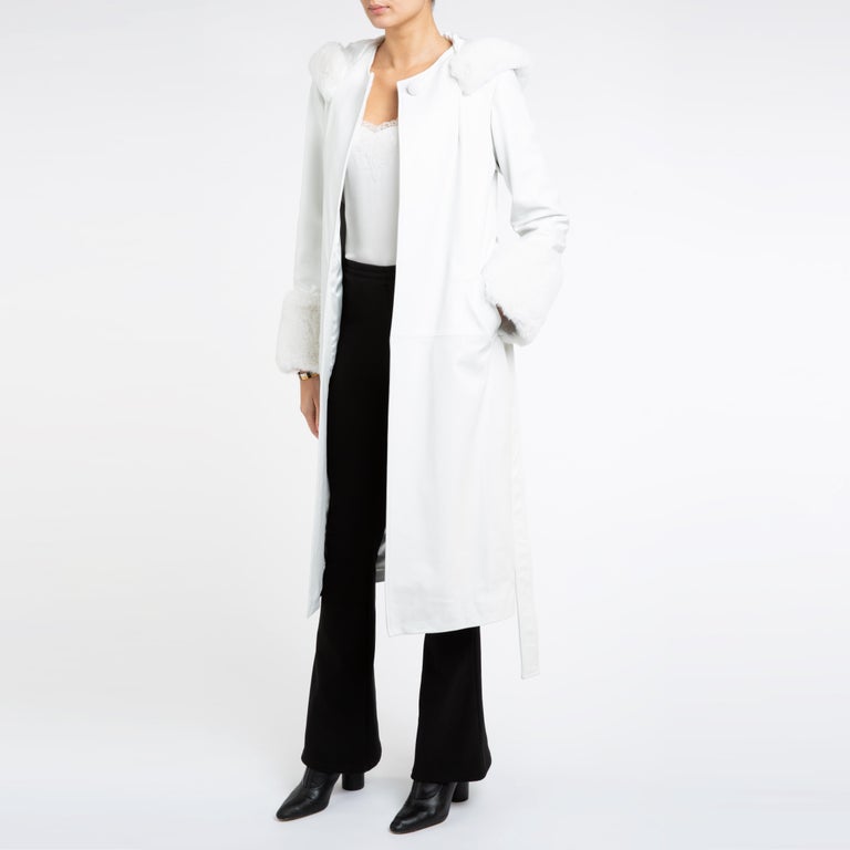 Verheyen Aurora Hooded Leather Trench Coat in White with Faux Fur - Size uk 10 In New Condition For Sale In London, GB