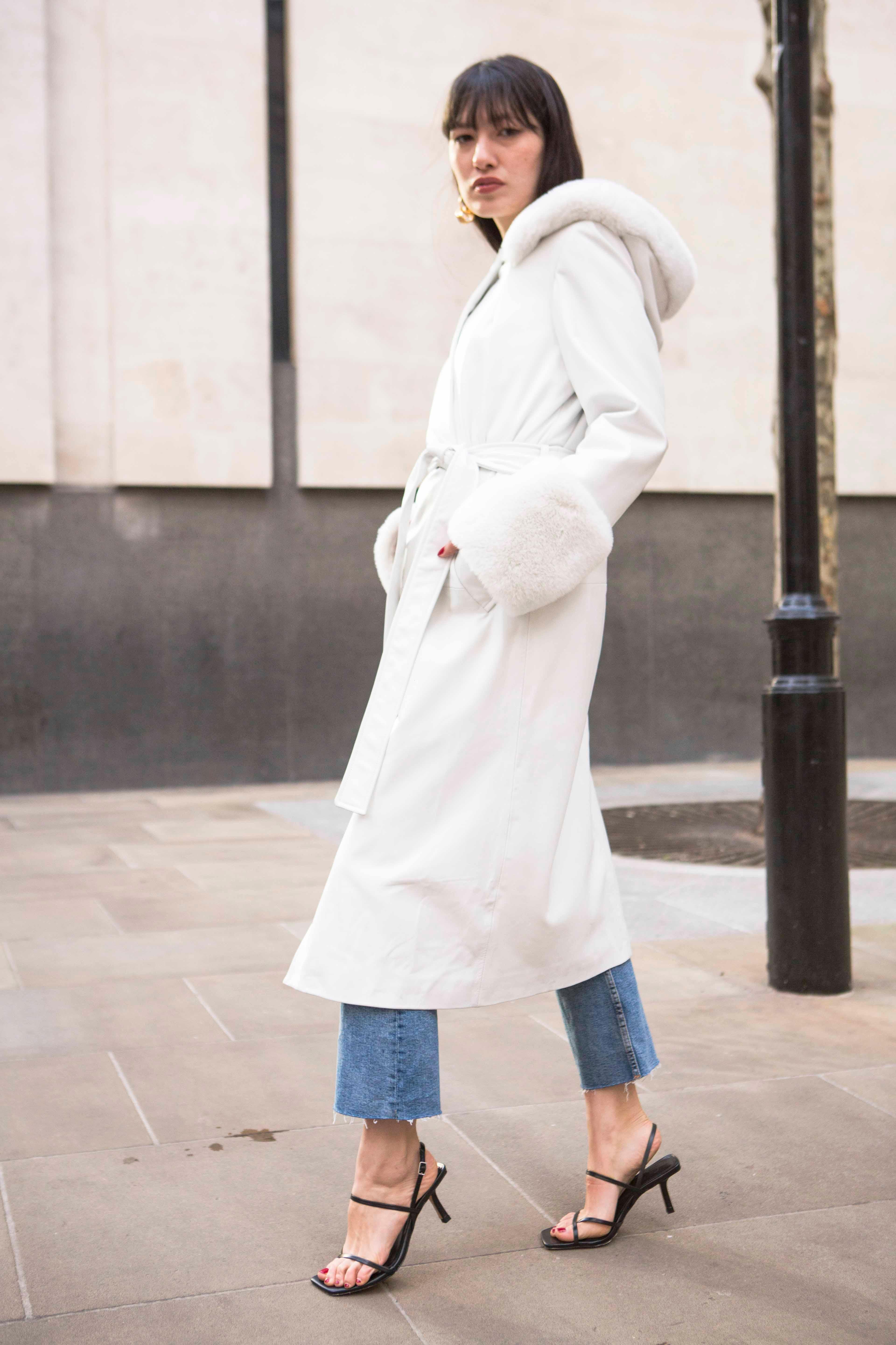 Verheyen Aurora Hooded Leather Trench Coat White with Faux Fur, size uk 6-16 For Sale 1