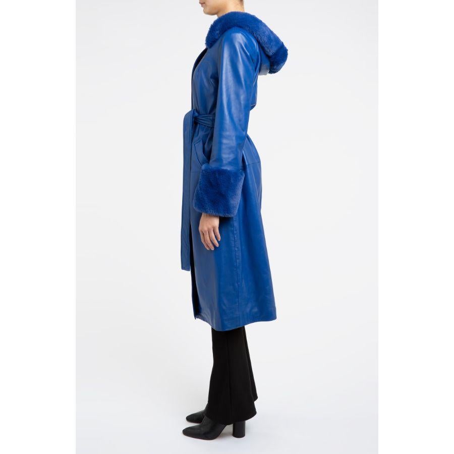 Verheyen London Aurora Leather Trench Coat in Blue with Faux Fur, Size 12 For Sale 3