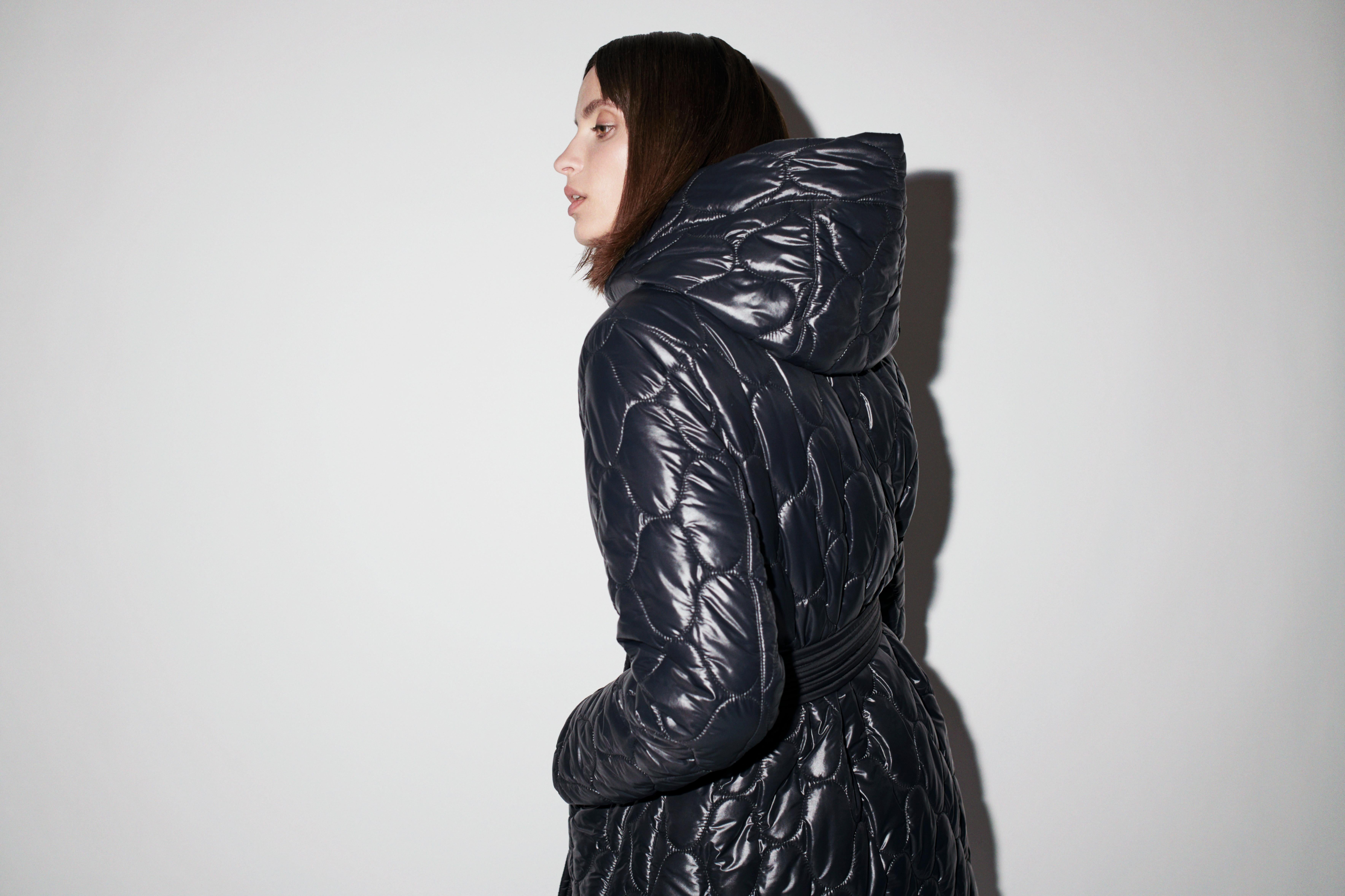 Women's Verheyen London Aurora Quilted Coat with detachable hood - Size uk 14 For Sale