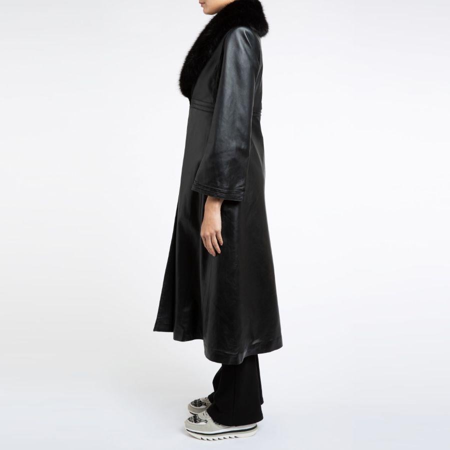 Women's Verheyen London Bespoke Edward Leather Trench Coat in Black, Size 14 For Sale