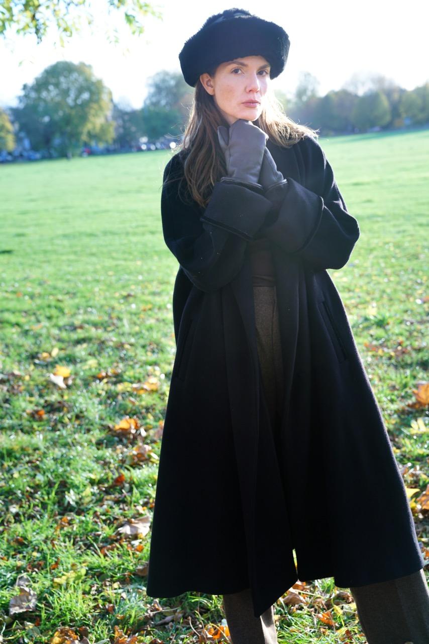 Verheyen London Schwarze Merino-Schurwollmütze im Angebot 2