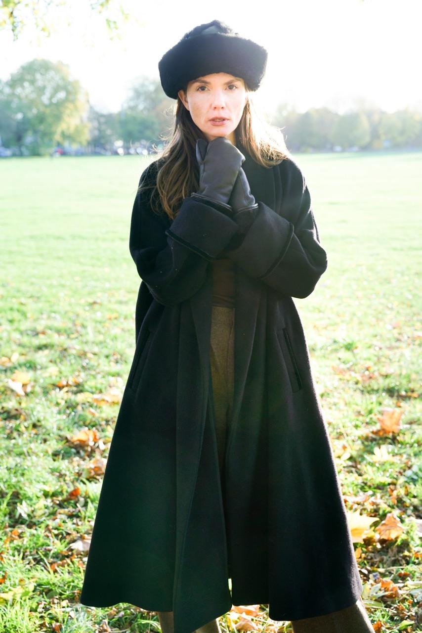 Verheyen London Schwarze Merino-Schurwollmütze im Angebot 3