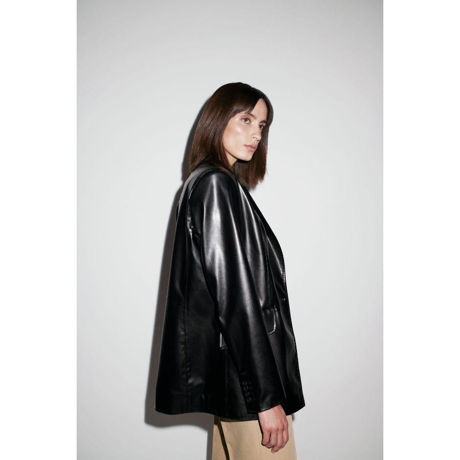 Verheyen London Chesca Oversize Blazer in Black Leather, Size 12 For Sale 3