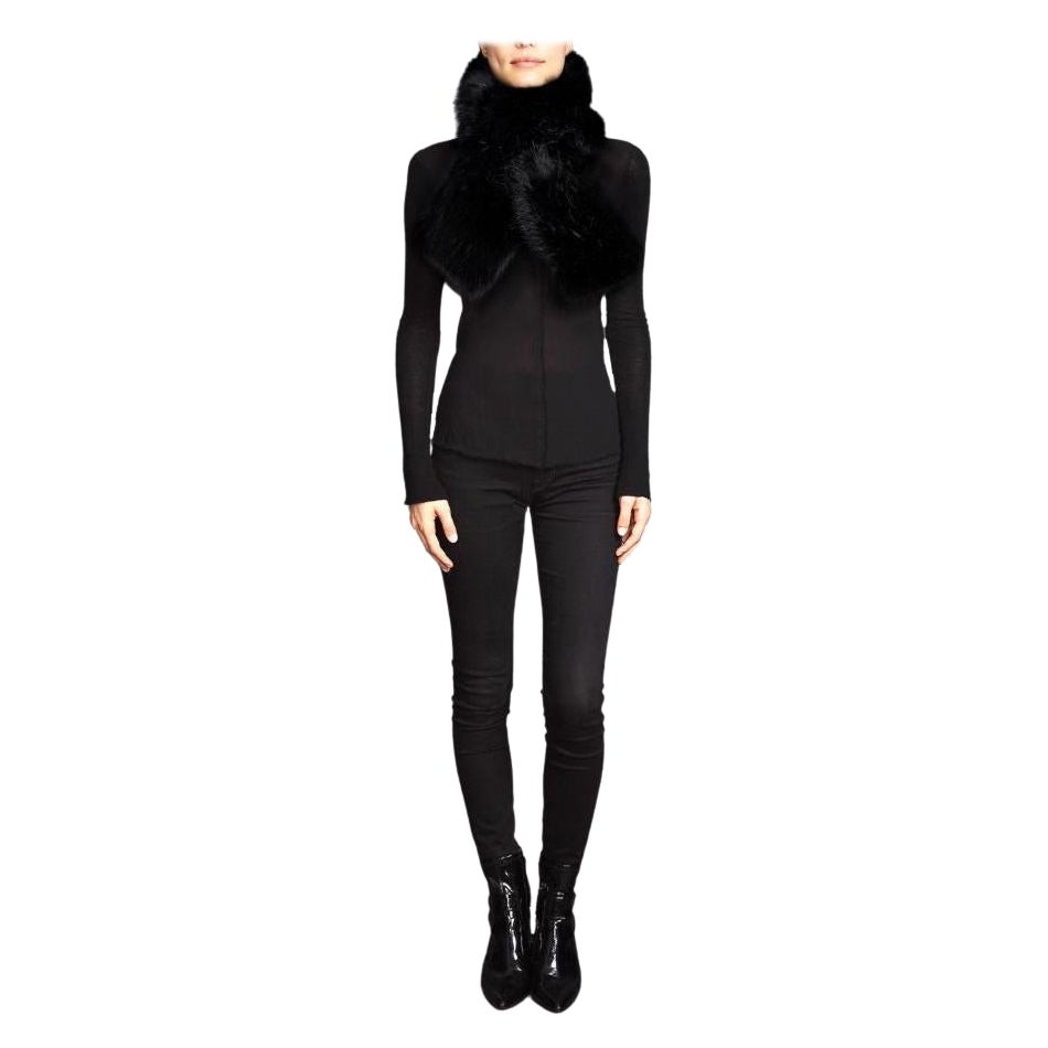 Cross-through Faux Fur Collar in Black

Details and Care:
Colour: Black
Luxurious Faux Fur
lined in 100% Acetate Satin
Special dry clean

Size and Fit:
Size fits all
Ties with hook and eyes