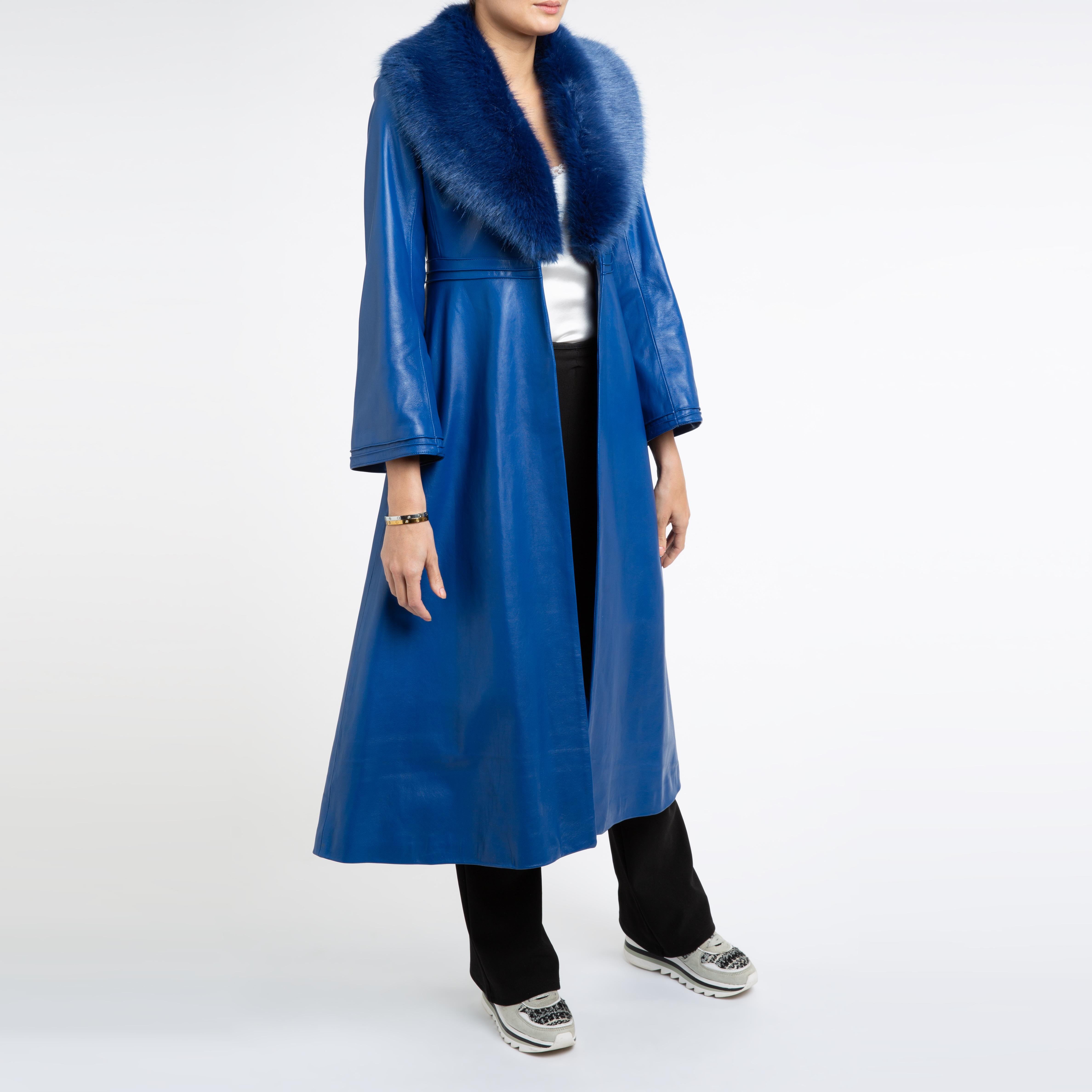 Manteau Edward en cuir bleu avec fausse fourrure Verheyen London, Taille UK 12 en vente 4