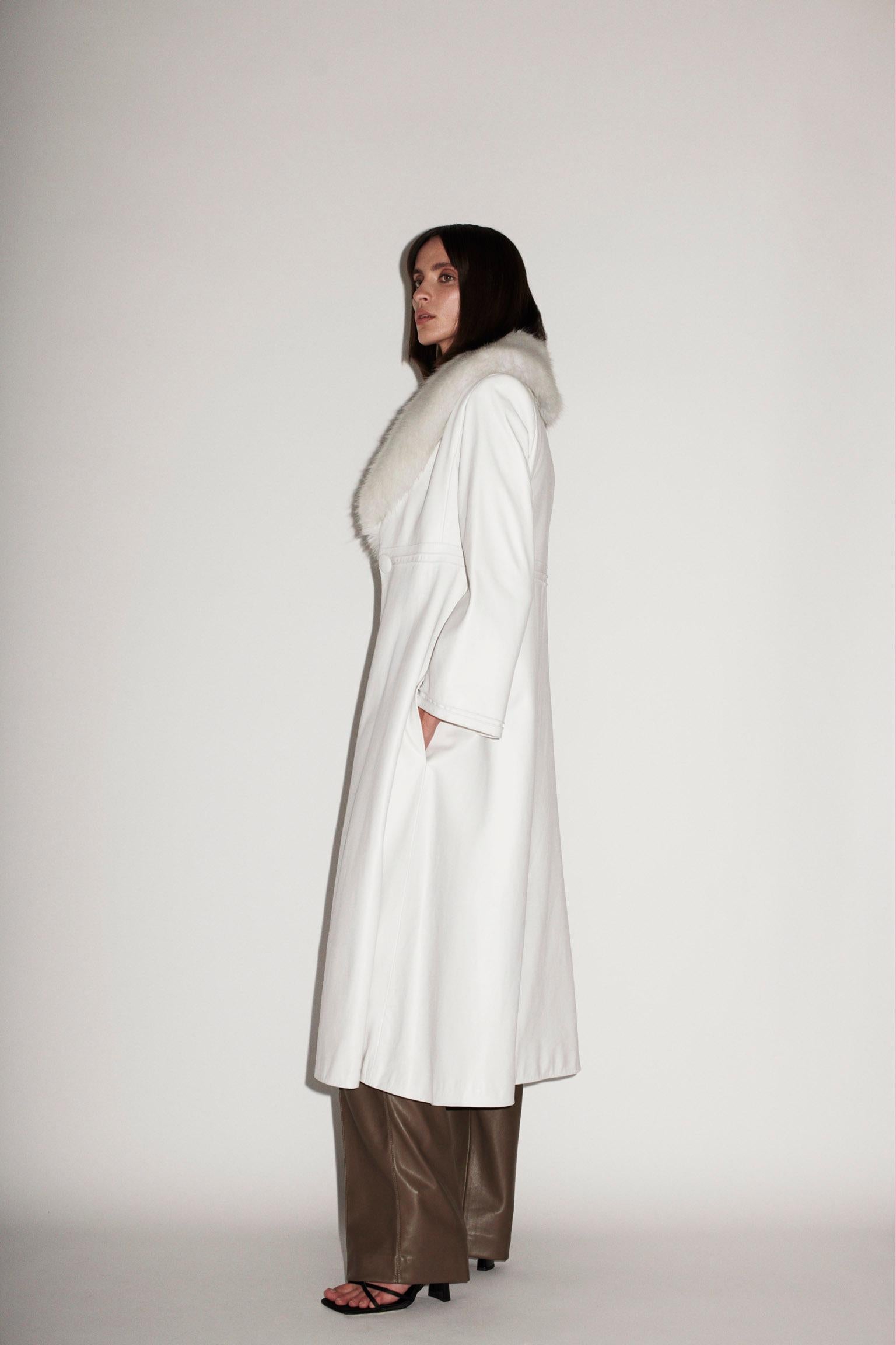 Gray Verheyen London Edward Leather Coat in White with Faux Fur - Size uk 14  For Sale