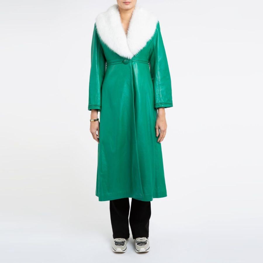 Trench-coat en cuir Verheyen London Edward en fausse fourrure verte et blanche, Taille 12 Pour femmes en vente