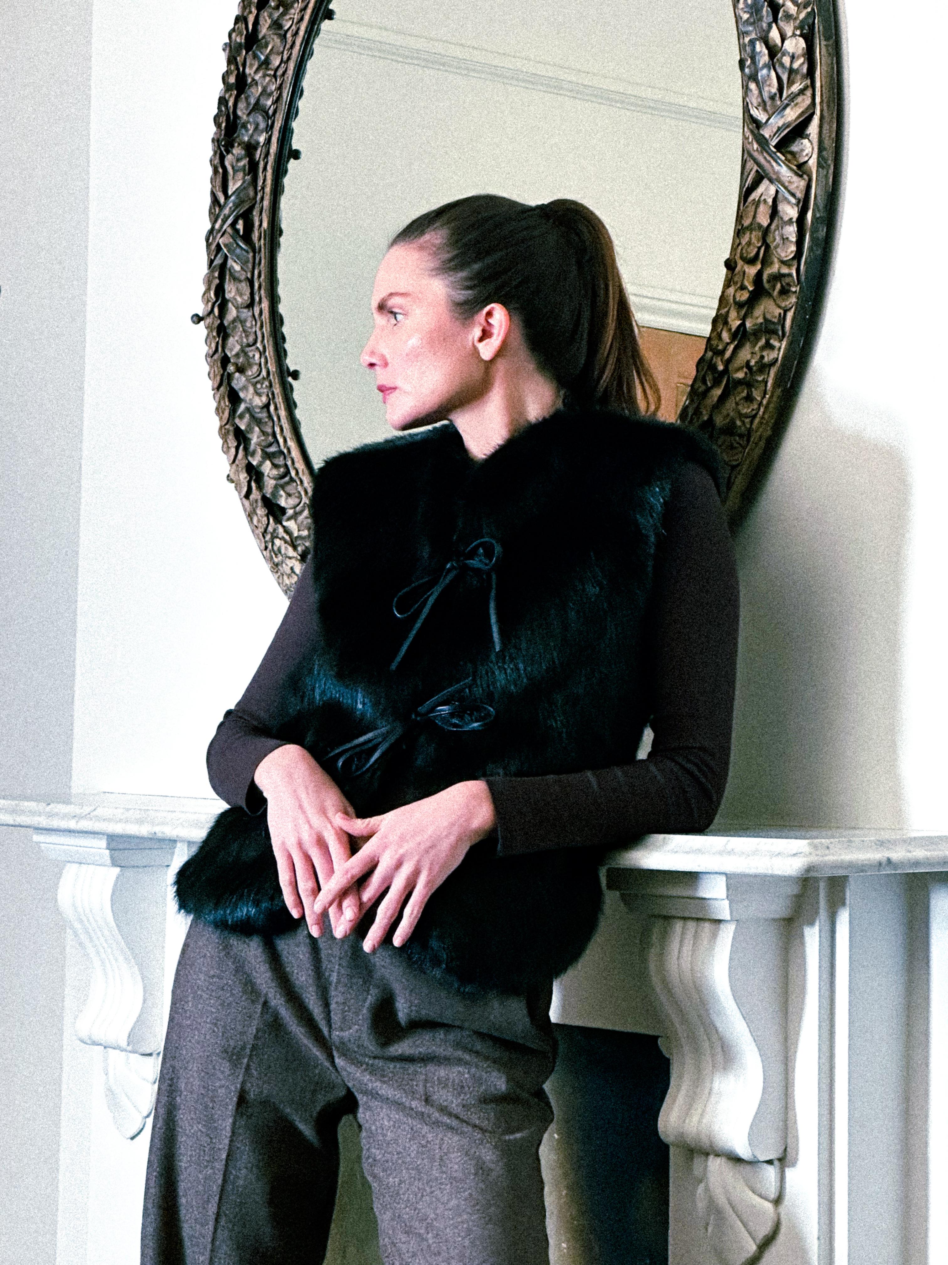 Gilet in pelliccia sintetica Verheyen London in nero - Taglia S.I.M. (Uk 6-10) in vendita 4