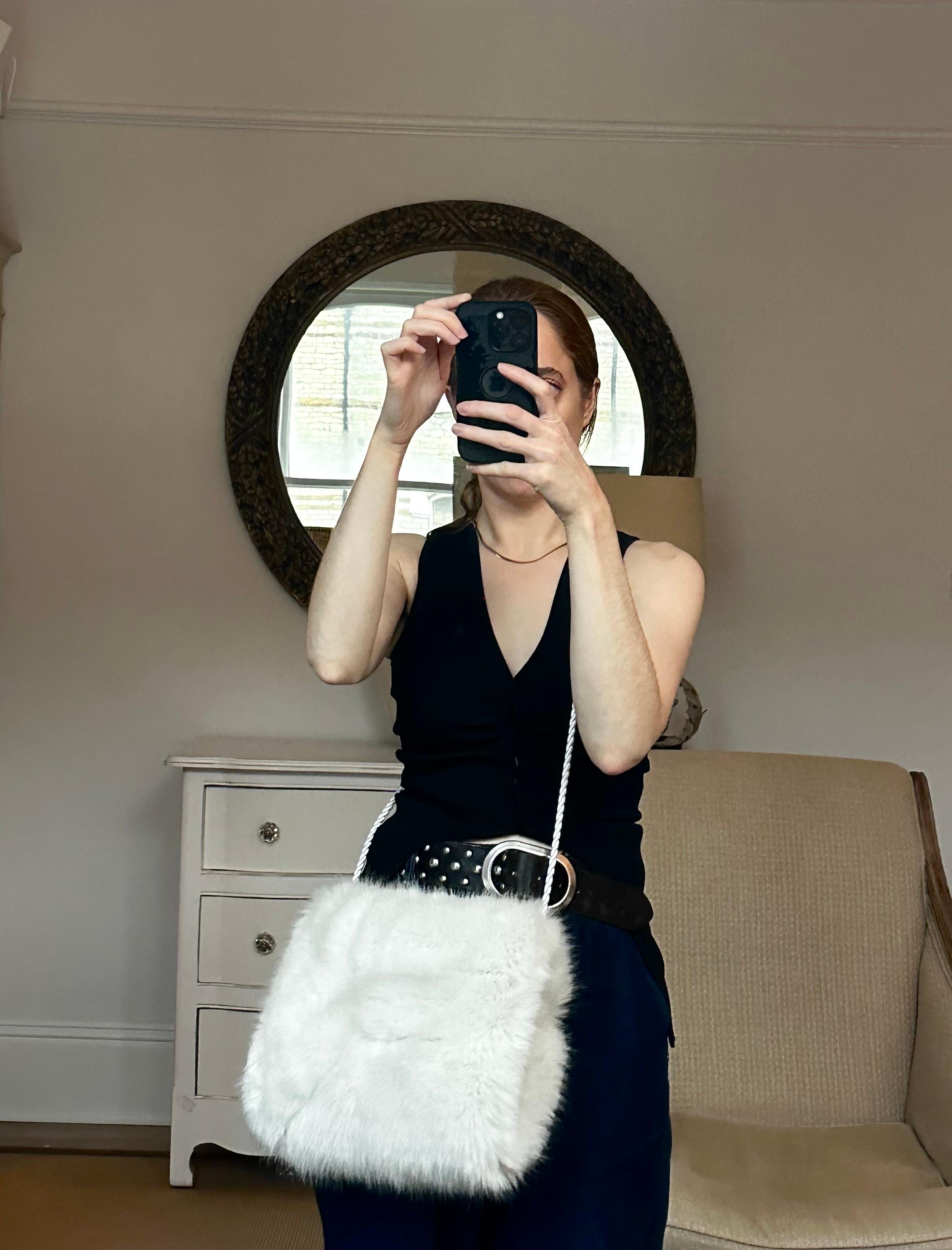 Gray Verheyen London Faux fur Muff Bag in White For Sale