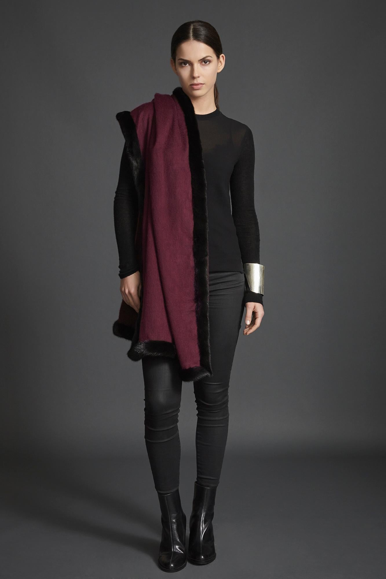 Verheyen London Handmade Mink Fur Trimmed Black & Burgundy Cashmere Shawl For Sale 1