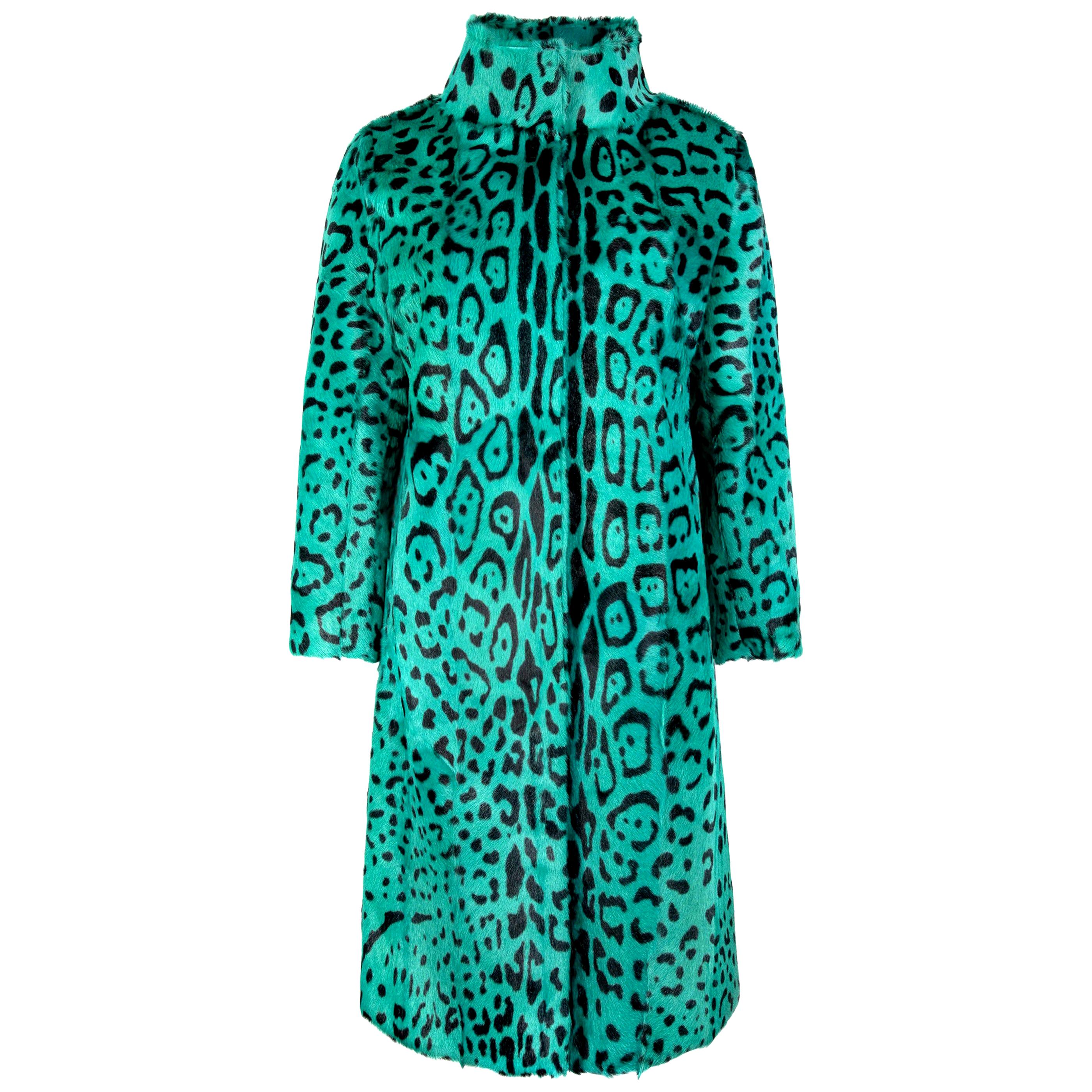 Verheyen London Manteau à col haut vert imprimé léopard en fourrure de chèvre, Taille UK 12 en vente