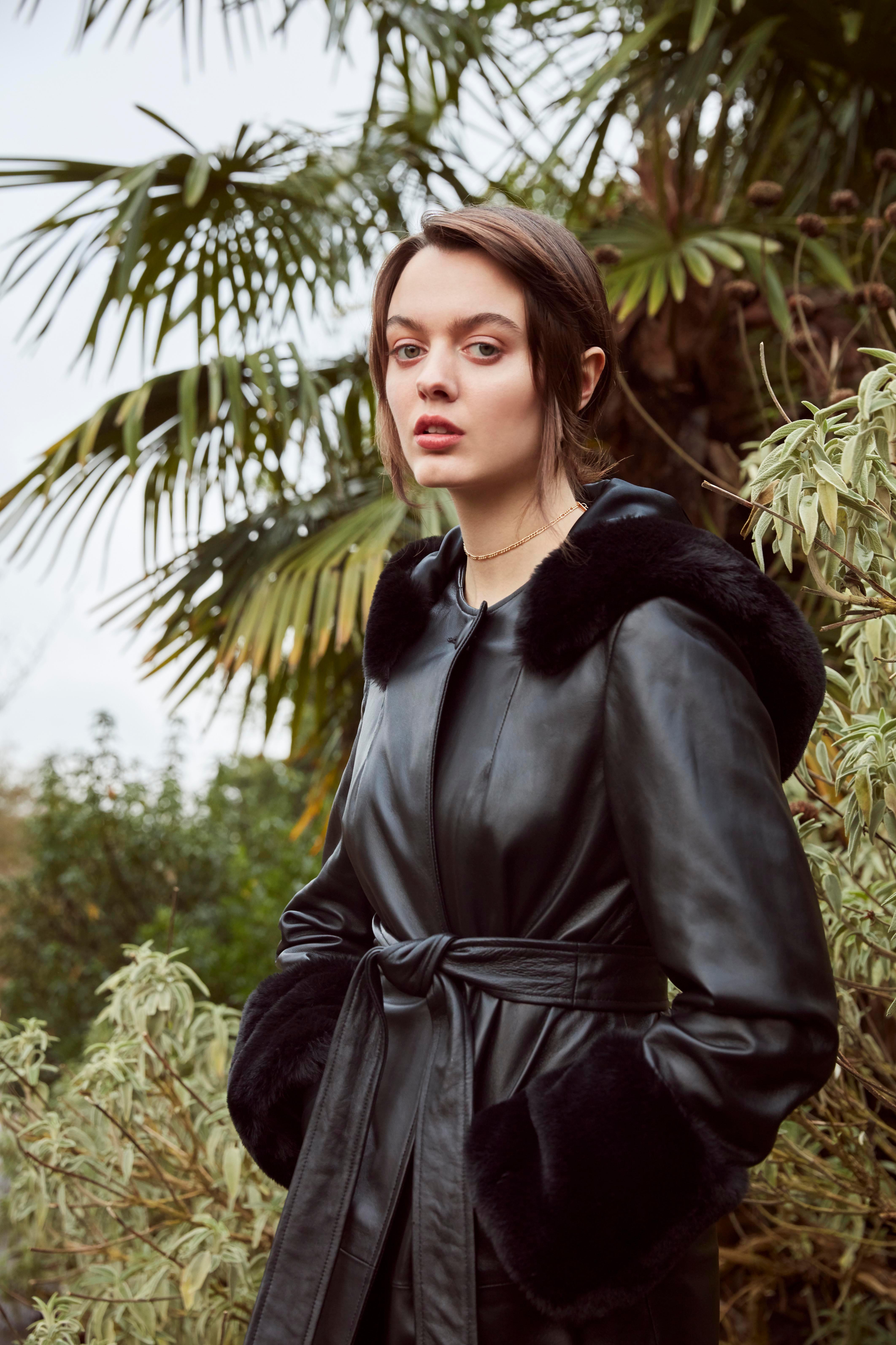 Verheyen London Trench-coat en cuir à capuche noir avec fausse fourrure - Taille uk 10  en vente 5