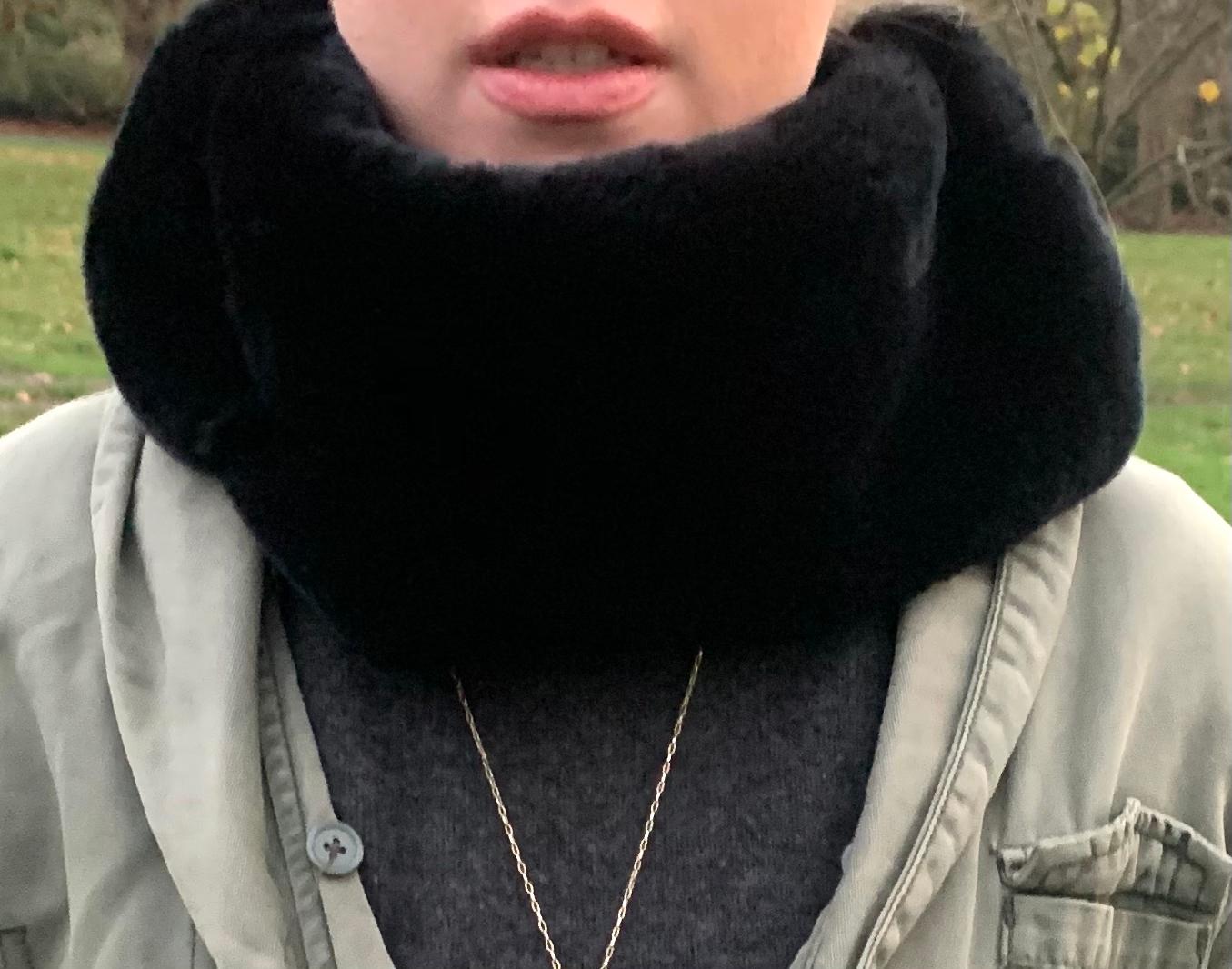 Women's or Men's Verheyen London in Black Rex Rabbit Fur Collar - 3 ways  For Sale