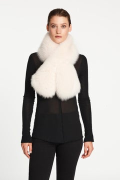 Verheyen London Lapel Cross-through Collar in Pearl White Fox Fur Brand New