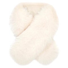 Verheyen London Lapel Cross-through Collar in Pearl White Fox Fur