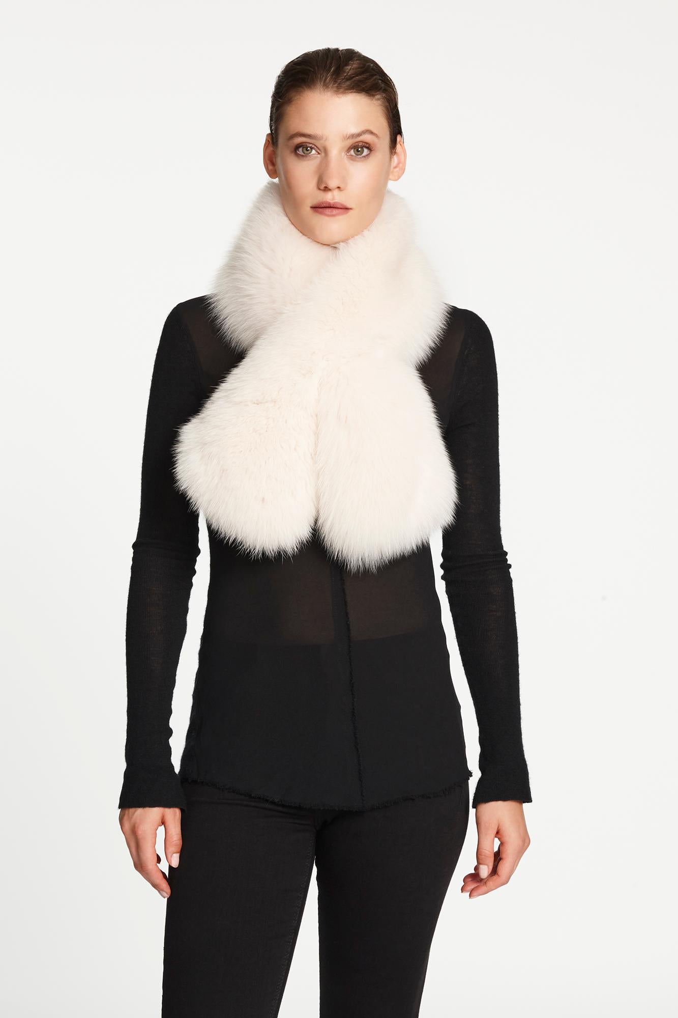 Verheyen London Lapel Cross-through Collar in Pearl White Fox Fur 

The Lapel Cross-through Collar is Verheyen London’s casual everyday design, which is perfectly shaped to wear over any outfit.  Designed for layering, this structured shape, crafted