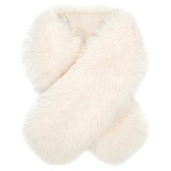 Verheyen London Lapel Cross-through Collar in Pearl White Fox Fur 